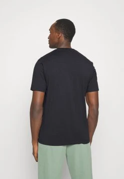 Norrøna Matrix - Print T-Shirt - Caviar -Norrøna Shop 05bf566a471d40a2b6edc6f96292eb3a