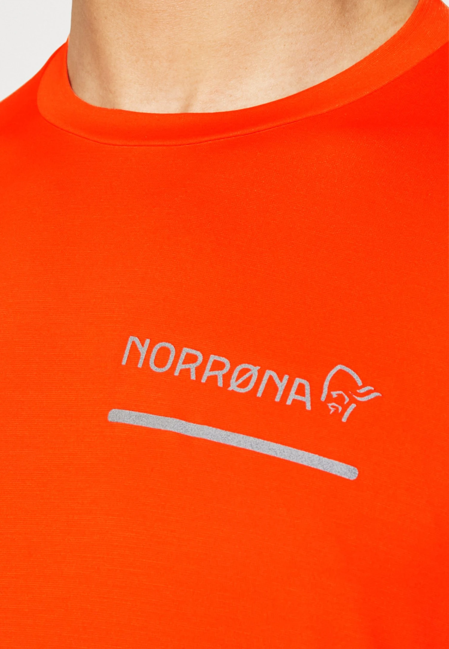 Norrøna Senja Equaliser Lightweight - Sports T-Shirt - Red 8 Norrøna Senja Equaliser Lightweight - Sports T-Shirt - Red - Image 6