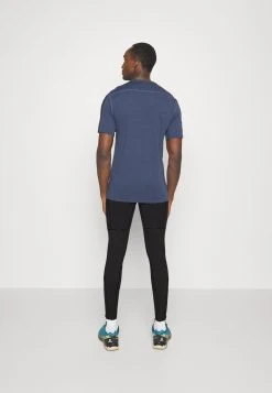 Norrøna Senja Equaliser - Leggings - Caviar 9 Norrøna Senja Equaliser - Leggings - Caviar -Norrøna Shop 3d521f34e75b4884a80b35a72cc639ef