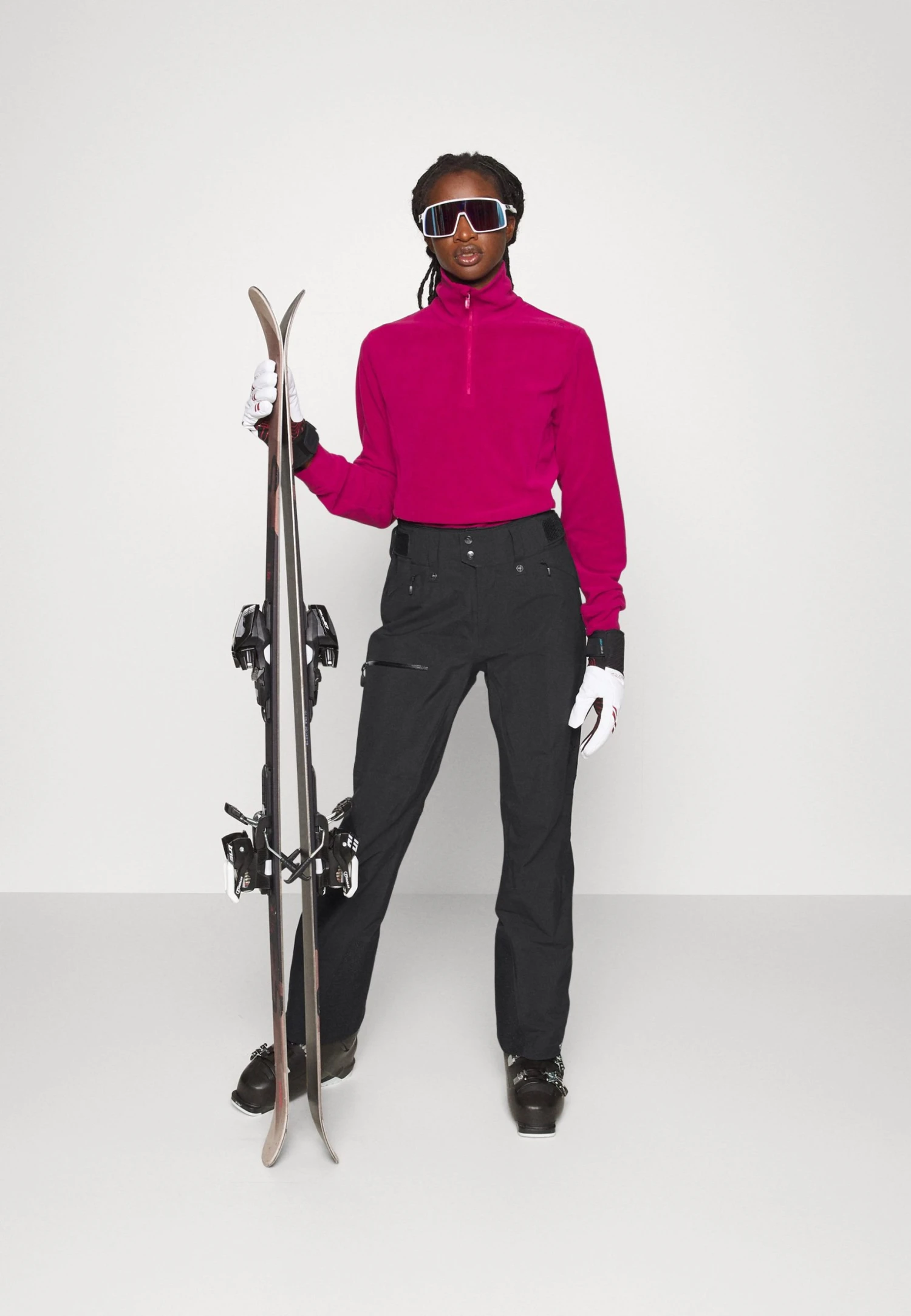 Norrøna Lofoten Gore Tex Pants - Ski Pants - Caviar 4 Norrøna Lofoten Gore Tex Pants - Ski Pants - Caviar - Image 2