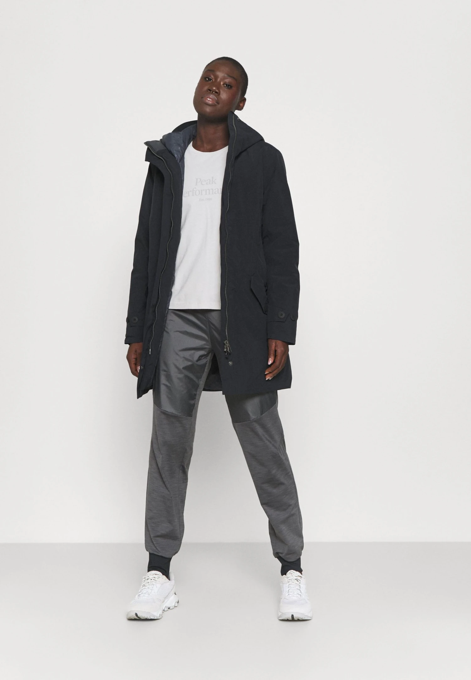 Norrøna Oslo Gore Tex Insulated - Winter Jacket - Caviar 4 Norrøna Oslo Gore Tex Insulated - Winter Jacket - Caviar - Image 2