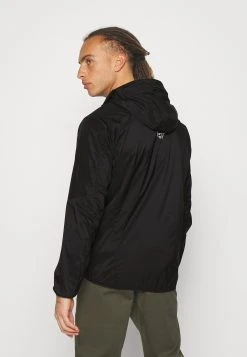 Norrøna Falketind Aero Hood - Outdoor Jacket - Caviar -Norrøna Shop 5eb56bc8e4384398831cd775bdf584a1