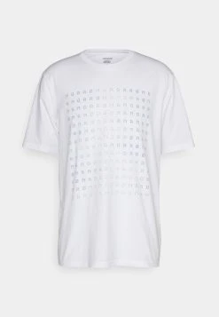 Norrøna Matrix - Print T-Shirt - White -Norrøna Shop 698b2221e4ed43edb6f03d48e0820cc4