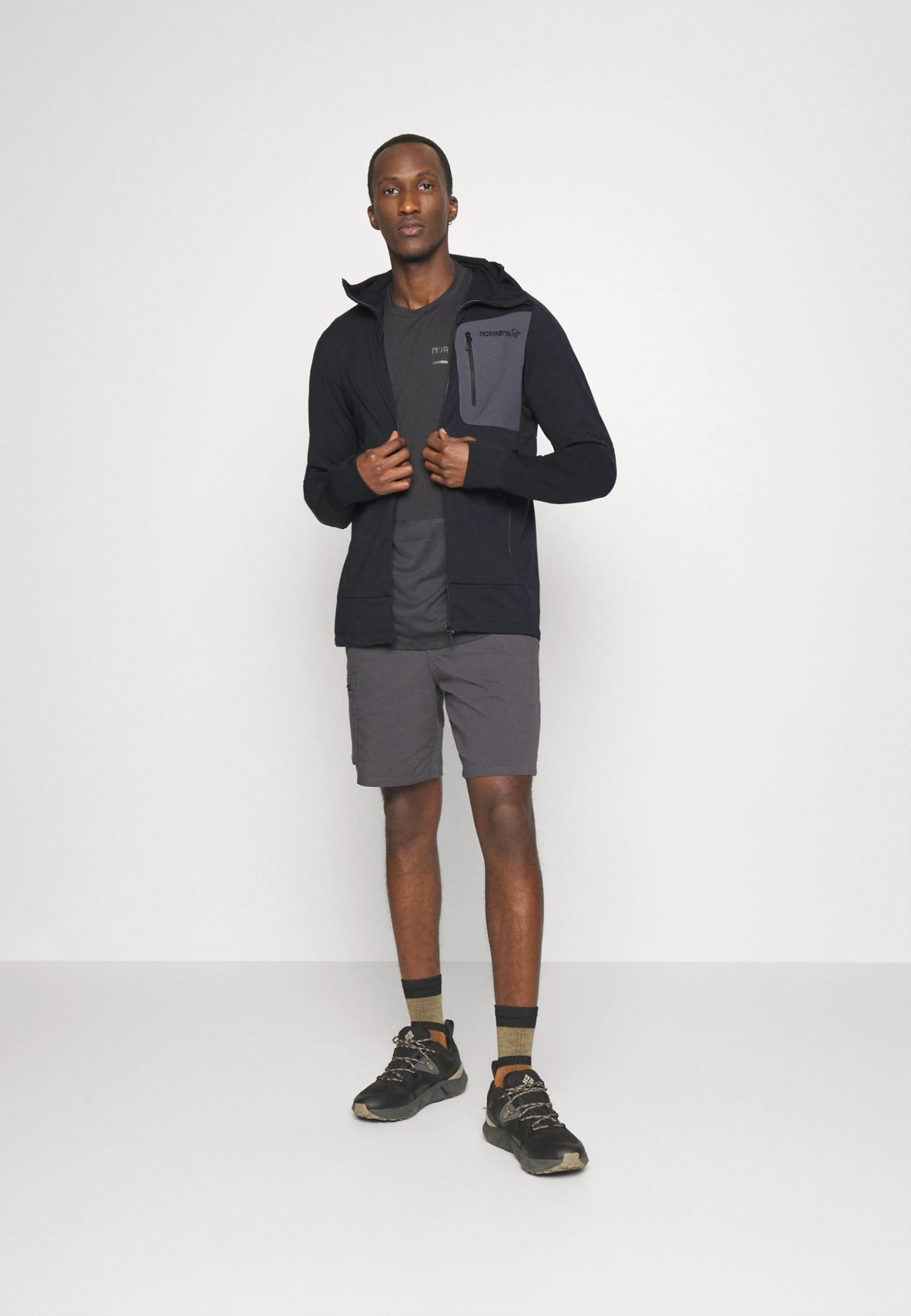 Norrøna Falketind Power Grid Hood - Training Jacket - Schwarz 4 Norrøna Falketind Power Grid Hood - Training Jacket - Schwarz - Image 2