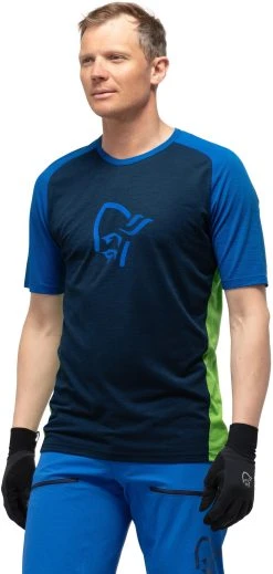 Norrøna Fjørå Wool T-Shirt - Men's|-|T-shirt En Laine De Fjørå - Homme -Norrøna Shop NOR 2224 21 7E 7EFront 20Indigo 20Night 20 20Foliage