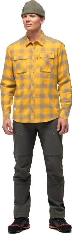 Norrøna Svalbard Flannel Shirt - Men's|-|Chemise En Flanelle Svalbard - Homme -Norrøna Shop NOR 2404 19 7E 7EDetail2 20Orange 20Crush