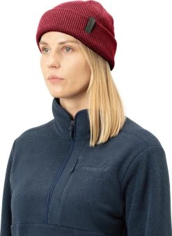 Norrøna 29 Fisherman Beanie|-|Tuque 29 Fisherman -Norrøna Shop NOR 3616 18 7E 7EFront1 20Rhubarb
