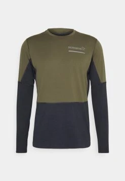 Norrøna Senja Equaliser Lightweight Long Sleeve - Long Sleeved Top - Olive/Night -Norrøna Shop aba9f0dd8f2741068ea7e997d341f18a