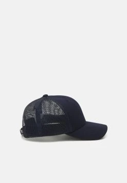 Norrøna Trucker Snap Back Unisex - Cap - Indigo Night -Norrøna Shop ad8f178d44ff43619438b44bbc3c5a3a
