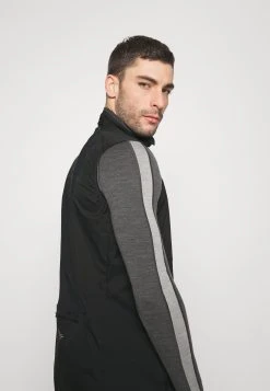 Norrøna Senja Vest - Waistcoat - Black -Norrøna Shop d40733f10547412db71ec97d2eaadb92