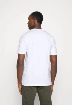 Norrøna /29 Square Viking - Print T-Shirt - White -Norrøna Shop e41fb9f913de433e84a3f394b396c136