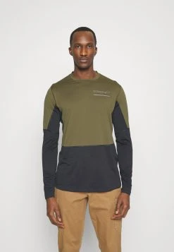 Norrøna Senja Equaliser Lightweight Long Sleeve - Long Sleeved Top - Olive/Night
